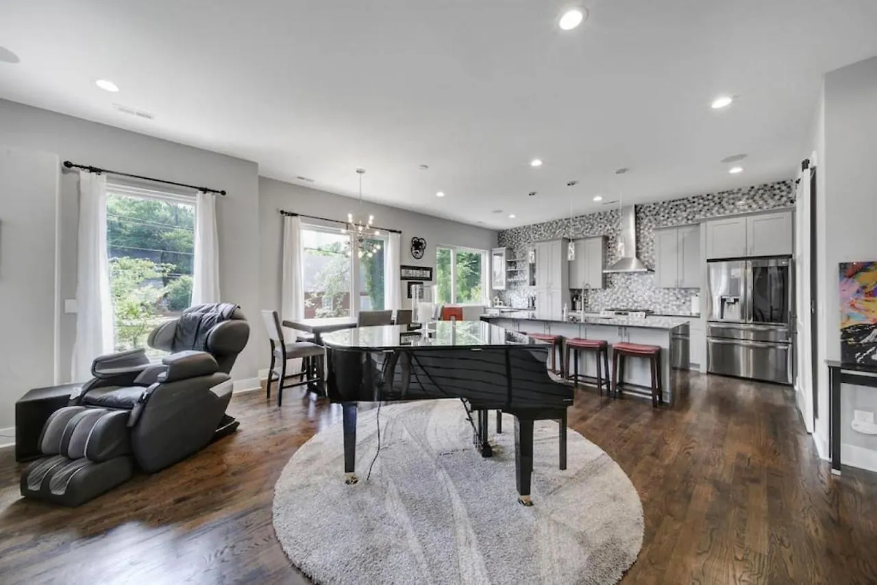 City Views - Walking Distance To Panthers Stadium Charlotte