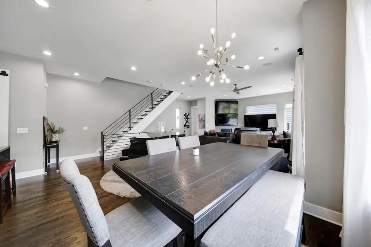 Holiday home City Views - Walking Distance To Panthers Stadium Charlotte