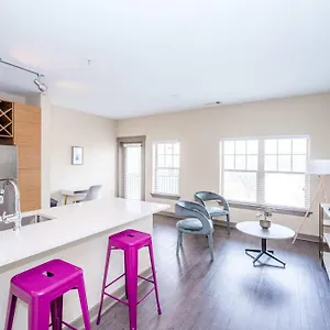 Apartment Urban 1br In Uptown Area With Gym And Balcony, Charlotte